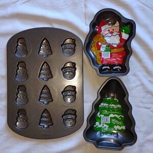 3 Piece Christmas Baking Pan Bundle ~ Santa, tree, snowmen